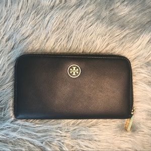 Tory Burch Robinson Zip Continental Wallet